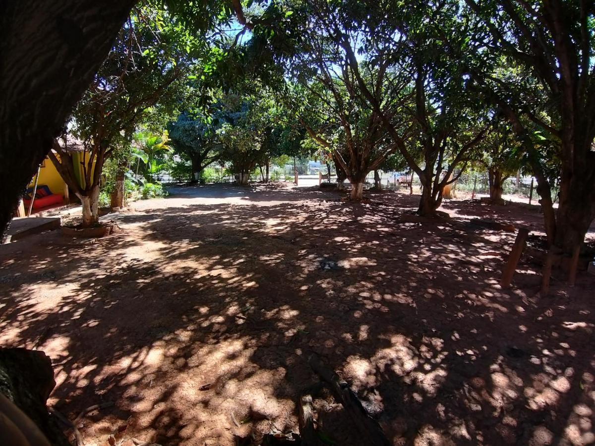 Pousada Das Mangueiras Brilho Da Noite Santana Do Riacho Bagian luar foto
